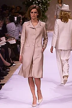 Look 10